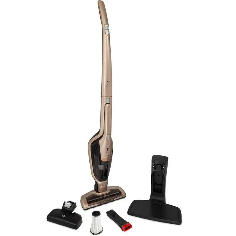 Aspirador de Pó Vertical Electrolux Ergorapido ERG26 sem fio limpando piso da cozinha